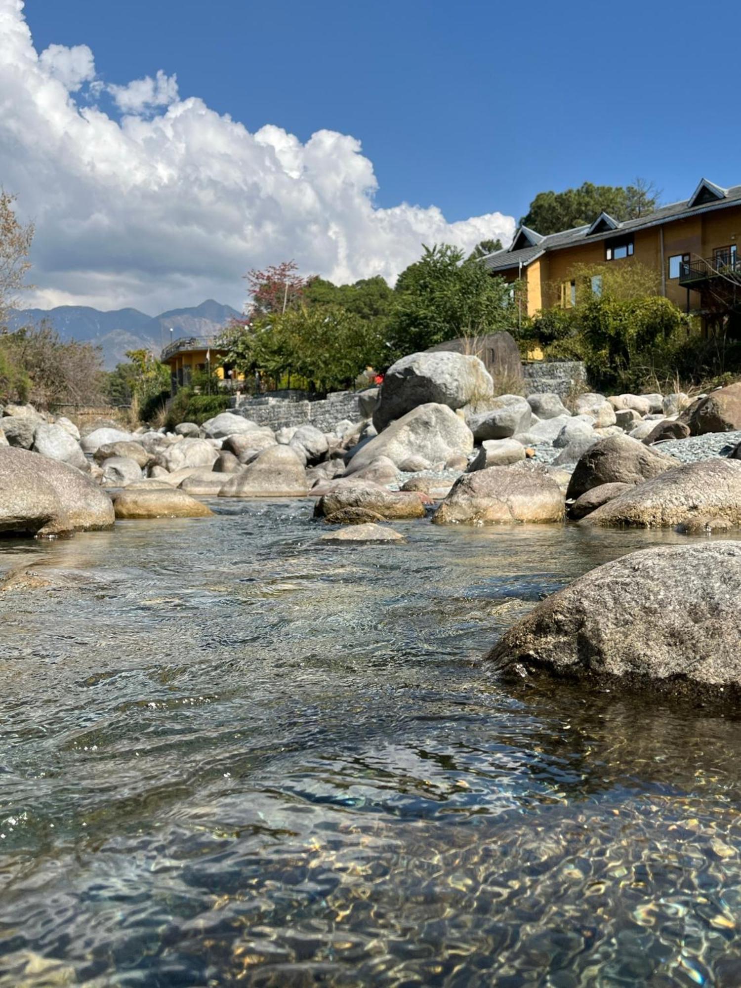 Prakriti Aalay - Riverside Mountain View Boutique Eco Resort Dharamshala Exterior foto